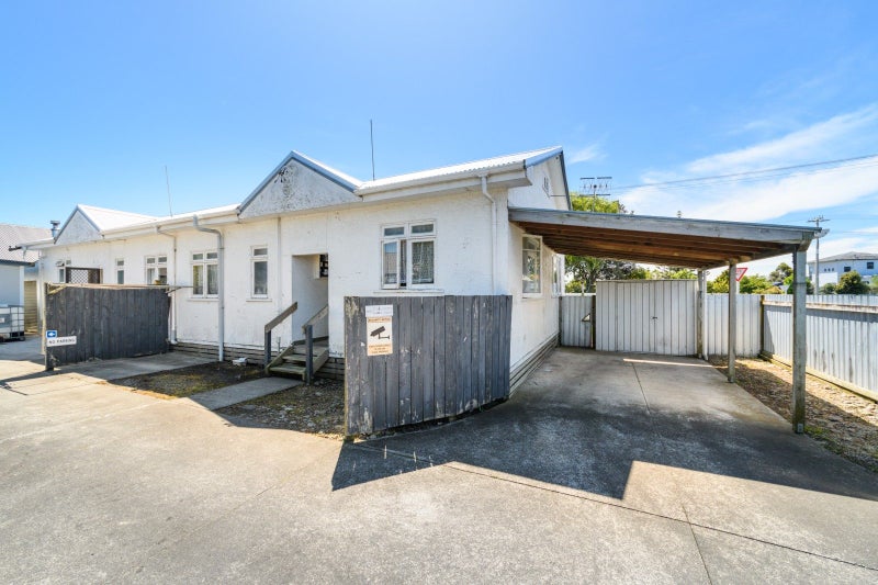 2 Carey Street, Longburn, Palmerston North - Carousel 2