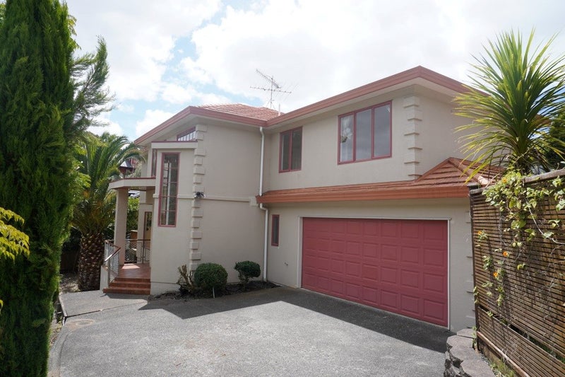 2/72 Heathcote Road, Castor Bay, Auckland - Carousel 1