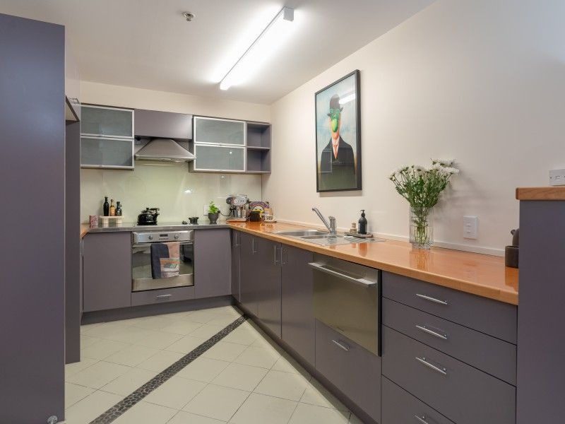 7/6 Elizabeth Street, Mount Victoria, Wellington - Carousel 14