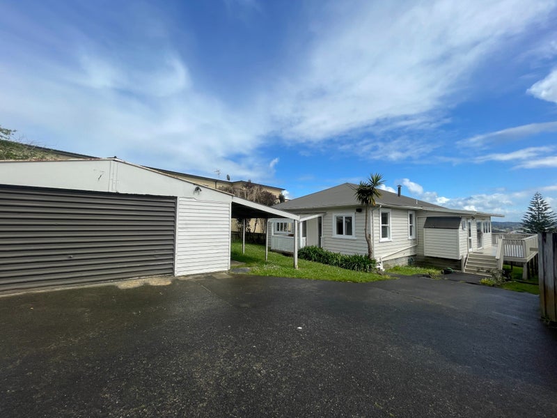 47 Sunnyside Road, Sunnyvale, Auckland - Carousel 13