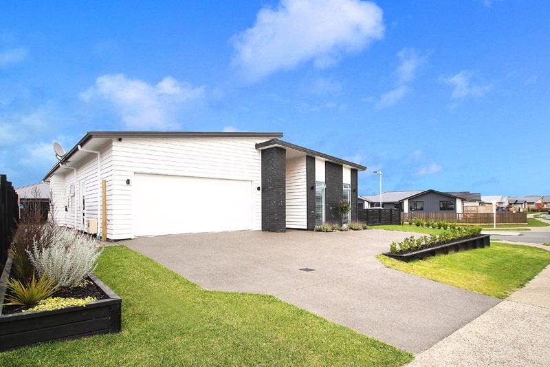 116 Te Ranga Memorial Drive, Pyes Pa, Tauranga - Carousel 2
