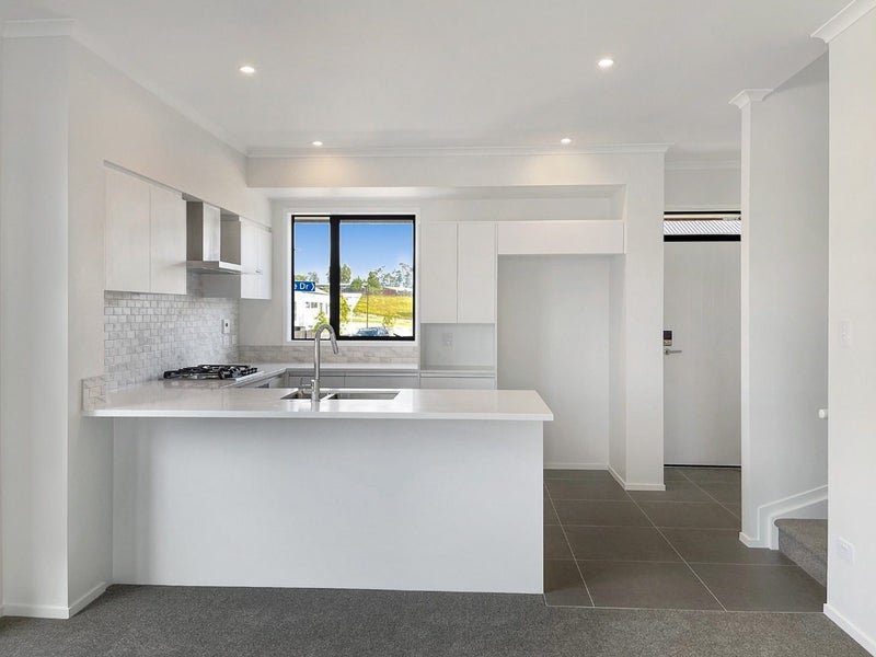 50 Manarini Road, Westgate, Auckland - Carousel 1