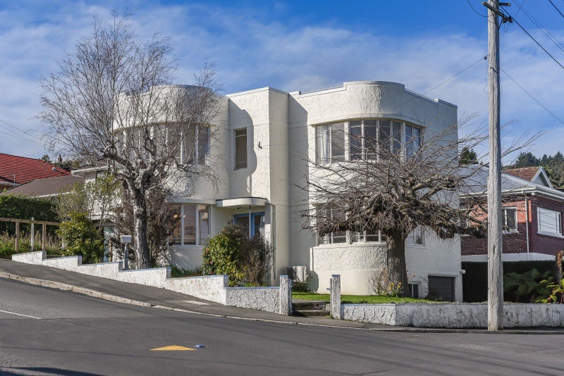 90 Signal Hill Road, Opoho, Dunedin - Carousel 1