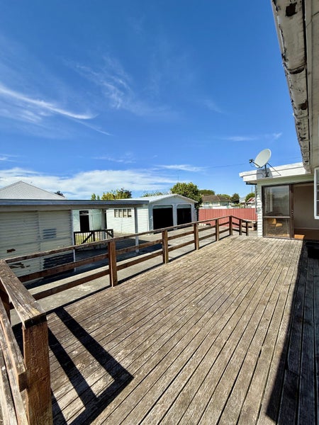 311 Montgomery Street, Raureka, Hastings - Carousel 11