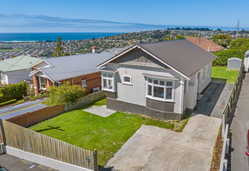 127 Oakwood Avenue, Balaclava, Dunedin - Carousel 1