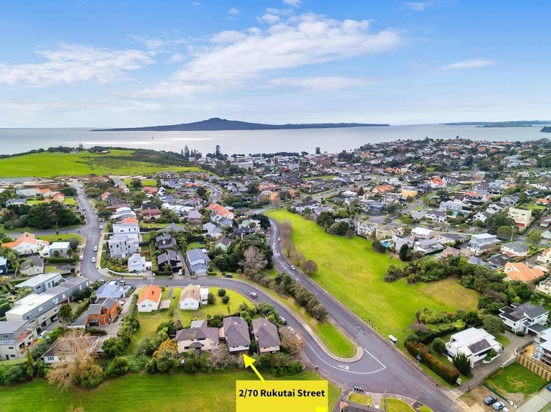 2/70 Rukutai Street, Orakei, Auckland - Carousel 18