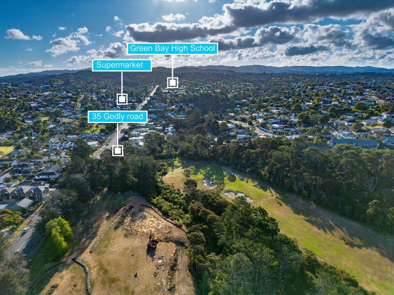 35 Godley Road, Green Bay, Auckland - Carousel 27