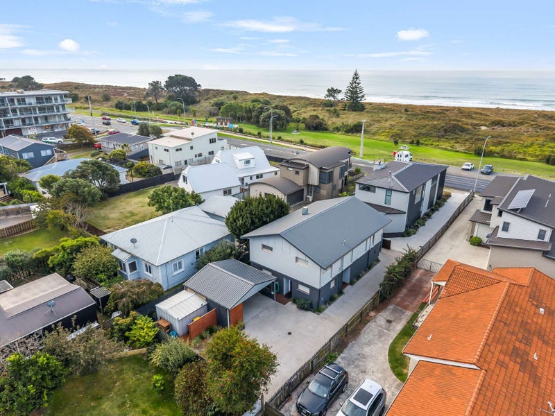 910B Papamoa Beach Road, Papamoa Beach, Papamoa - Carousel 2