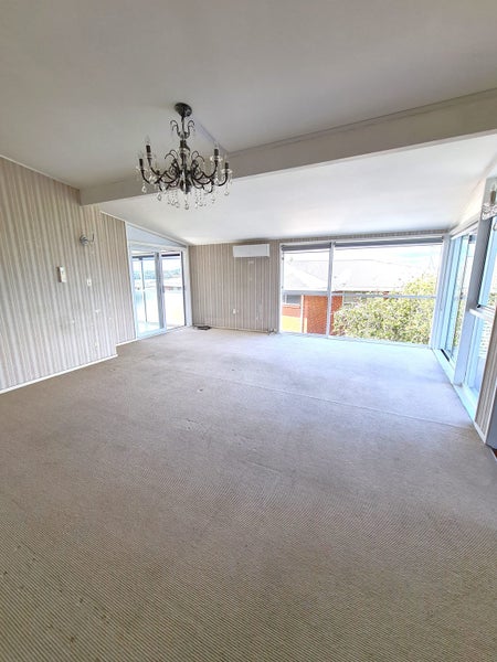 132 Exmouth Road, Northcote, Auckland - Carousel 2