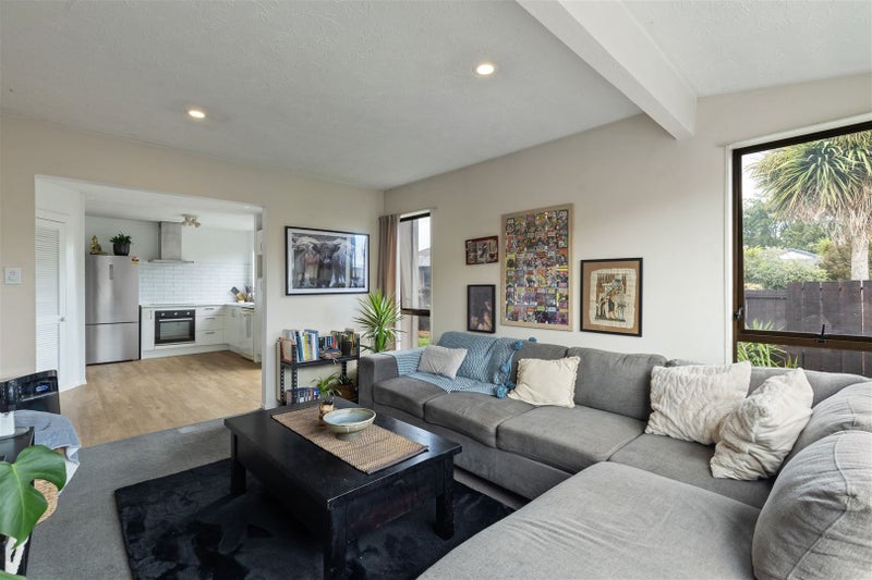 2/66 Lakewood Drive, Burwood, Christchurch - Carousel 1