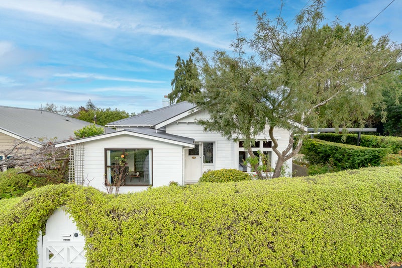 67 Cannington Road, Maori Hill, Dunedin - Carousel 1