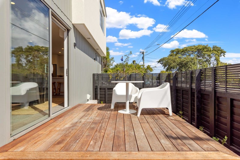 1/92 Milton Street, Somerfield, Christchurch - Carousel 2