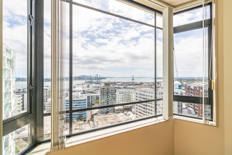 12F/14 Waterloo Quadrant, Auckland Central, Auckland - Carousel 1