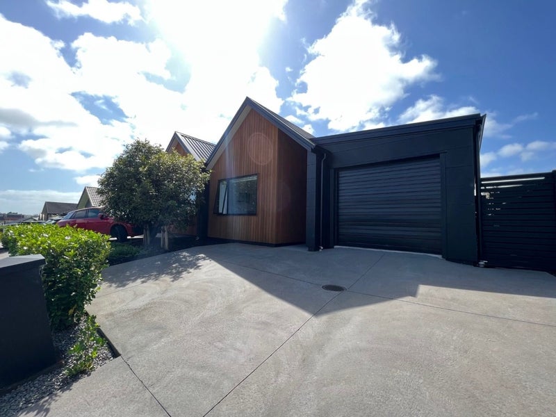 2 Lauti Lane, Paerata, Pukekohe - Carousel 1
