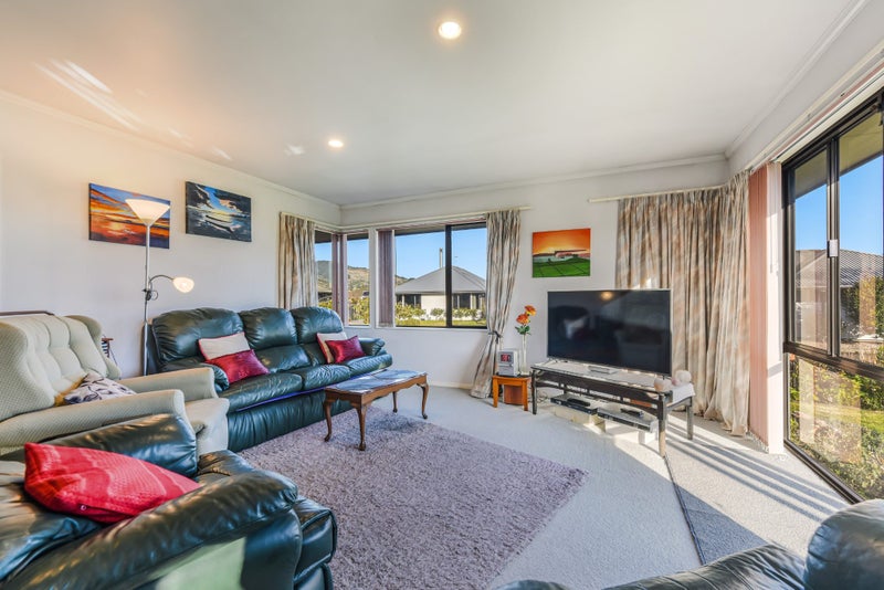 1 Kate Edger Place, Stoke, Nelson - Carousel 2