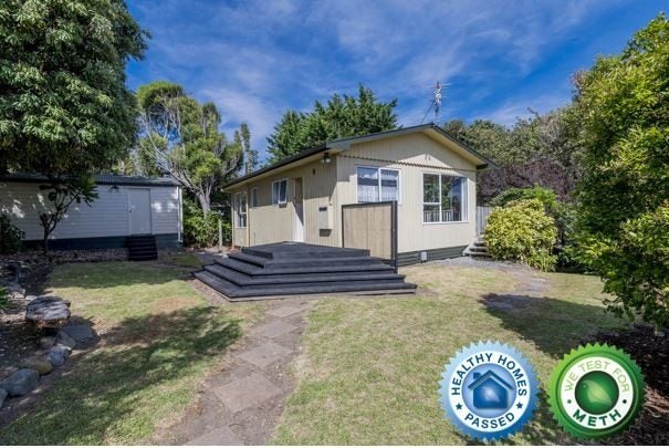 8 Campion Road, Waikanae Beach, Waikanae - Carousel 1