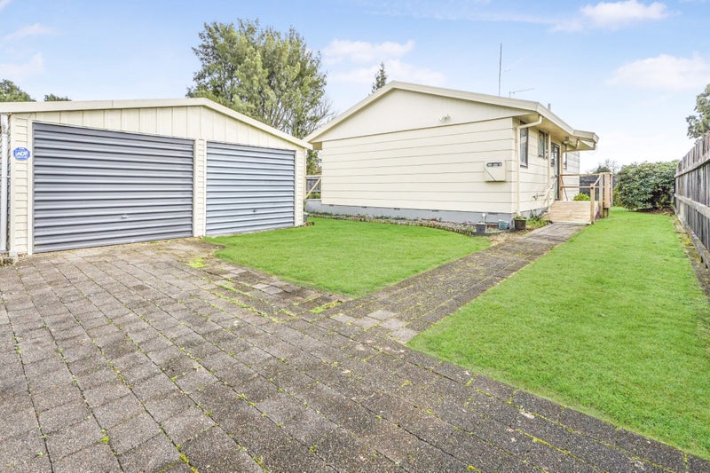 20B Aintree Street, Nawton, Hamilton - Carousel 22