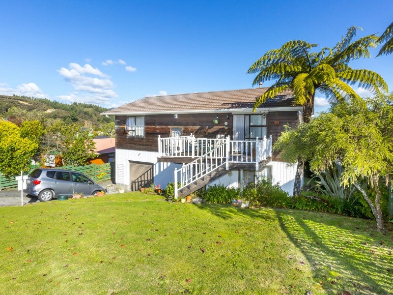 109 Norana Road, Timberlea, Upper Hutt - Carousel 2