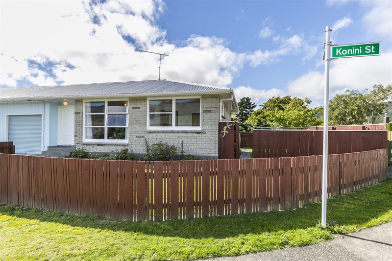 2/10 Konini Street, Wainuiomata, Lower Hutt - Carousel 1