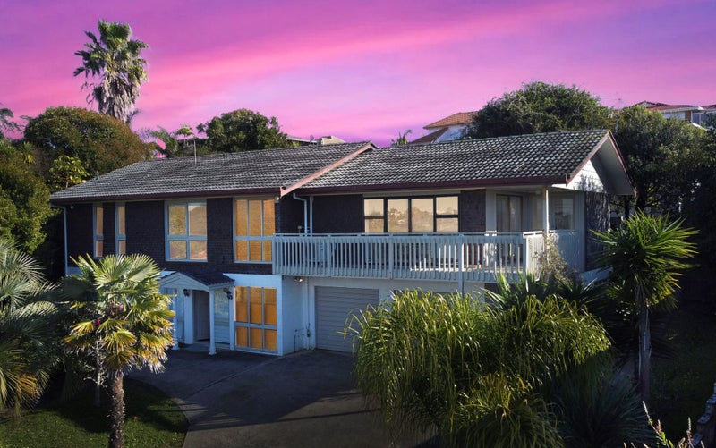 29 Jellicoe Road, Murrays Bay, Auckland - Carousel 1