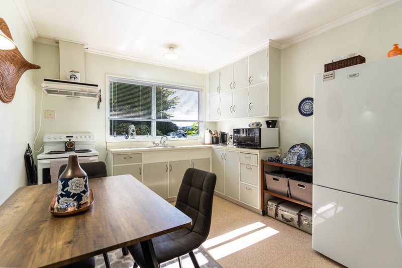 5A Mudgway Place, Awapuni, Palmerston North - Carousel 2