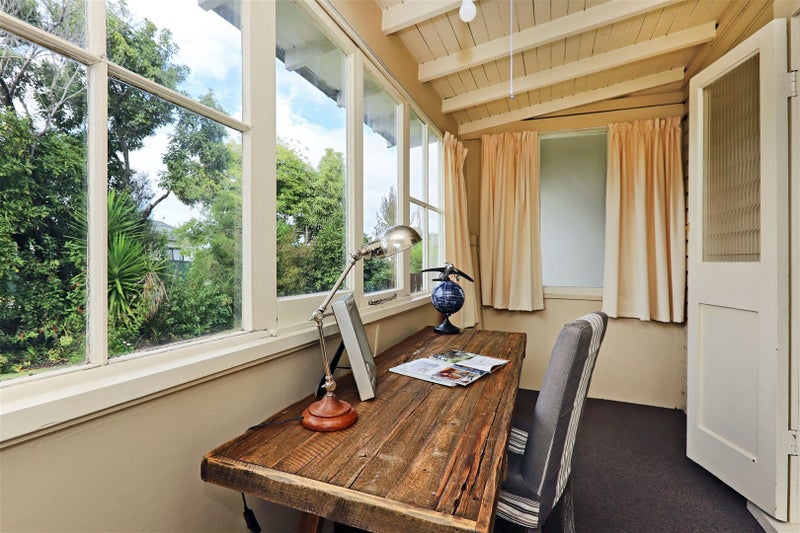 302 Mclean Street, Saint Leonards, Hastings - Carousel 14