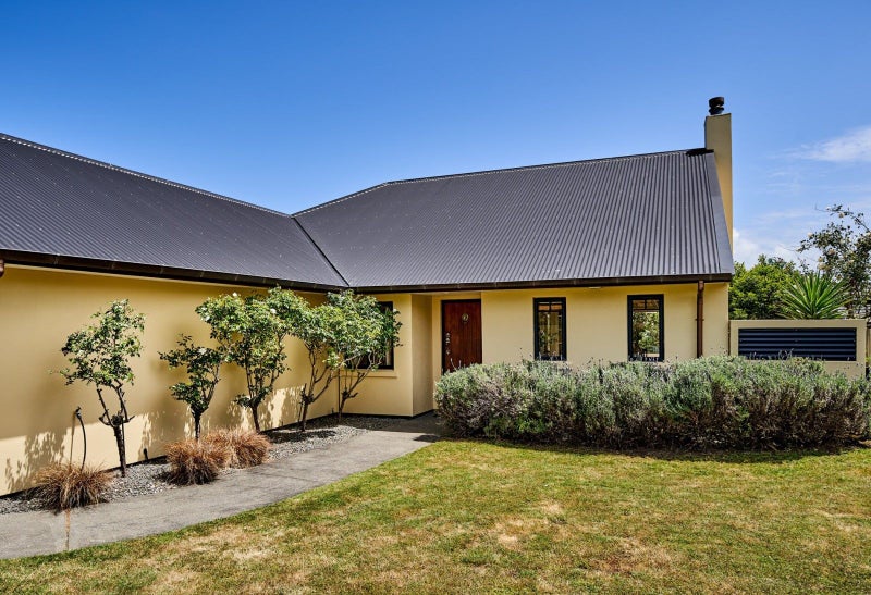 79 Michael Road, Paraparaumu Beach, Paraparaumu - Carousel 1