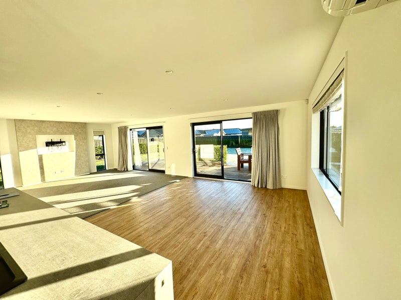 3 Cedric Place, Darfield, Darfield - Carousel 2