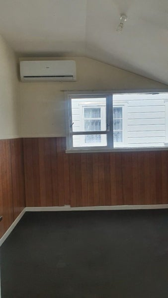 114 Brougham Street, Mount Victoria, Wellington - Carousel 2