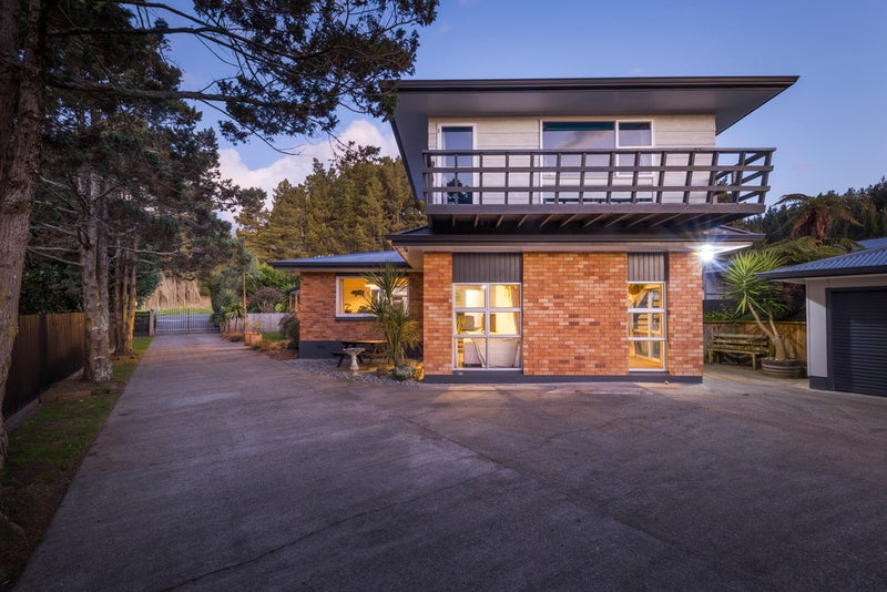 49 Fitzherbert East Road, Palmerston North - Carousel 2