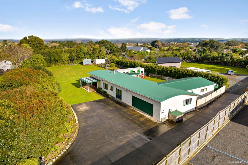 135 KITCHENER RD, Waiuku, Auckland - Carousel 1