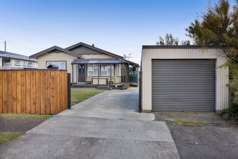 19 Glasgow Street, Hawera, Hawera - Carousel 1