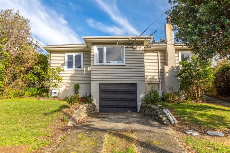 38 Raroa Terrace, Tawa, Wellington - Carousel 18