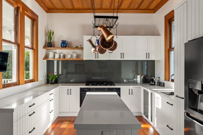 3 Sheehan Street, Whataupoko, Gisborne - Carousel 2