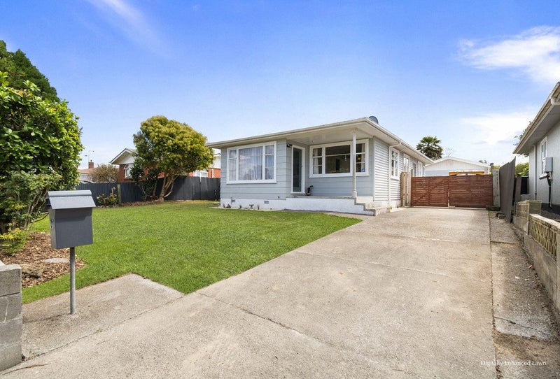 11 Pembroke Street, Highbury, Palmerston North - Carousel 1