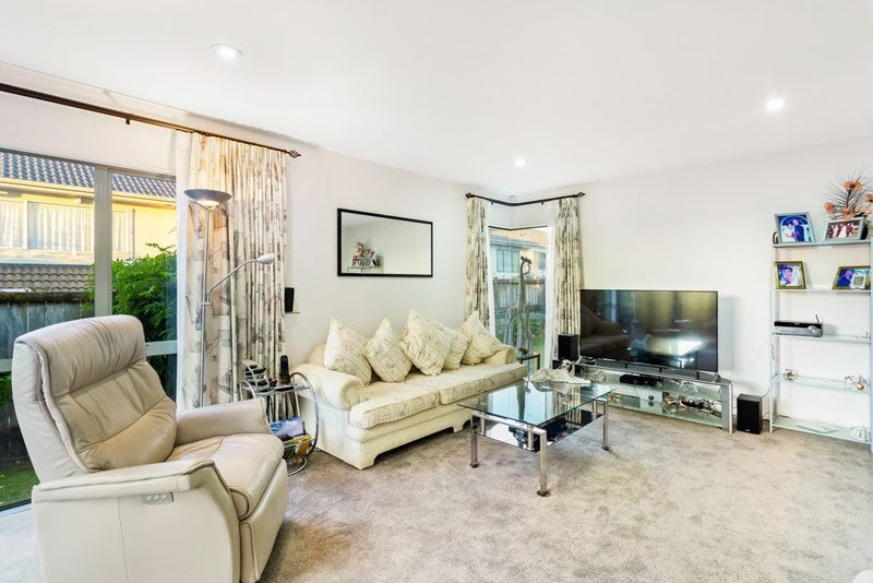 19C Claremont Way, East Tamaki Heights, Auckland - Carousel 2