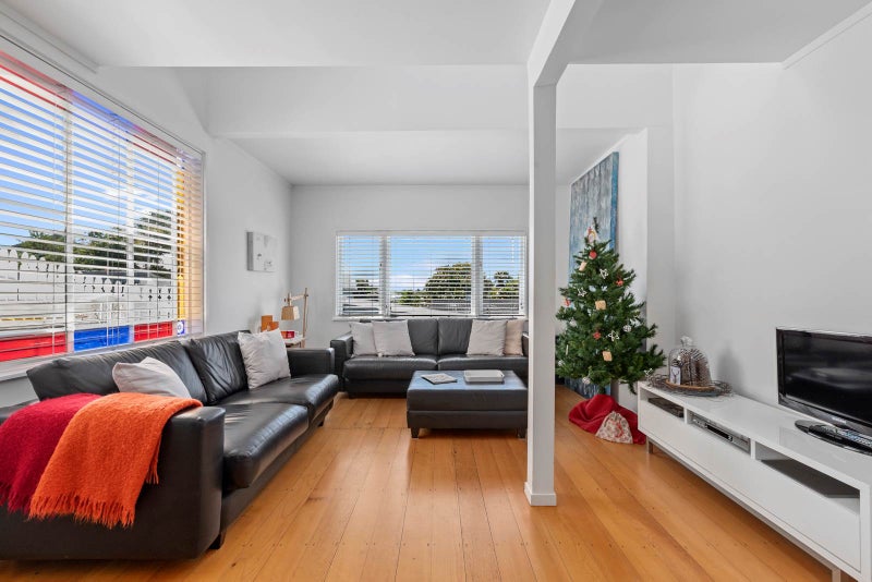 16/53 Vauxhall Road, Devonport, Auckland - Carousel 1