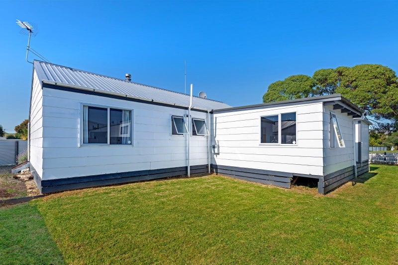 10 Hooper Street, Tamarau, Gisborne - Carousel 14