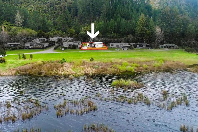 166 State Highway 30, Rotorua - Carousel 1