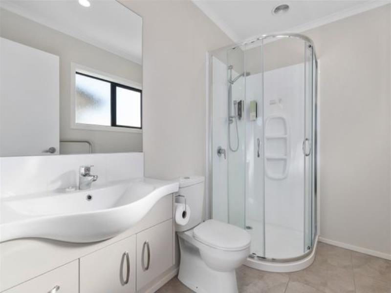 4/12 Short Street, Claudelands, Hamilton - Carousel 15