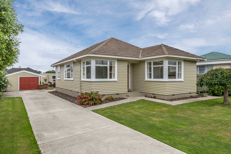 10 Farquhars Road, Redwood, Christchurch - Carousel 2