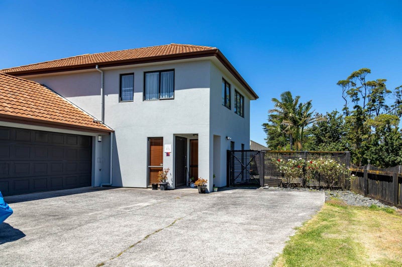 9 Dannemora Drive, Dannemora, Auckland - Carousel 1
