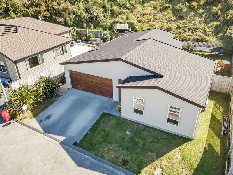 10 Moonraker Place, Whitby, Porirua - Carousel 22