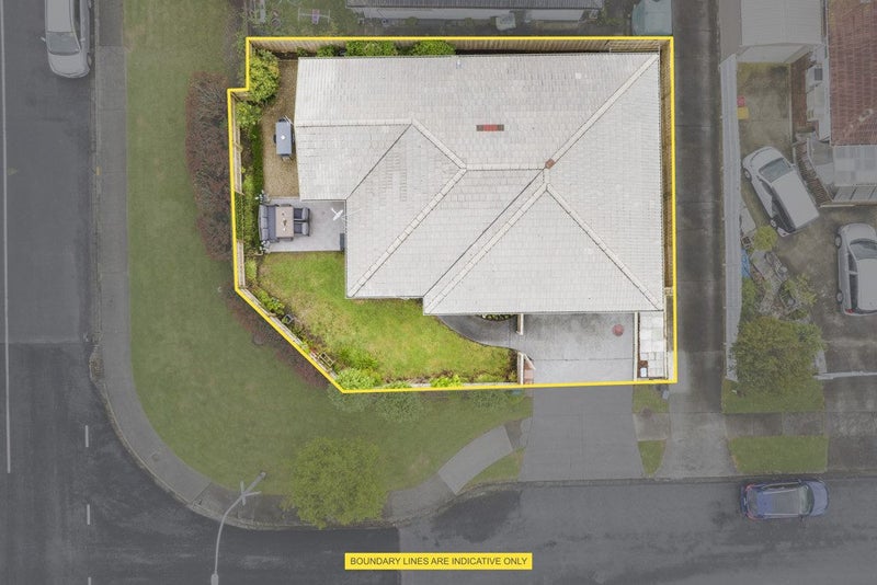 3/84 Wellington Street, Howick, Auckland - Carousel 18