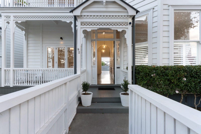 82 Jervois Road, Herne Bay, Auckland - Carousel 2