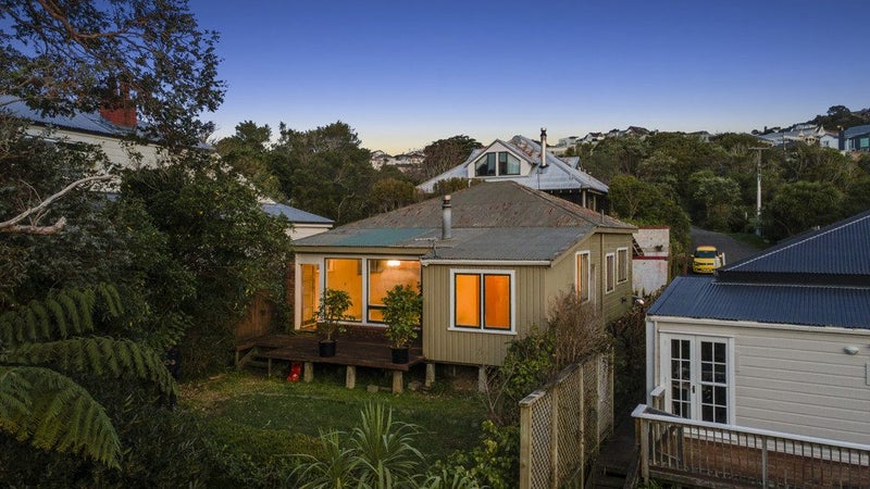 11 Hanover Street, Wadestown, Wellington - Carousel 2