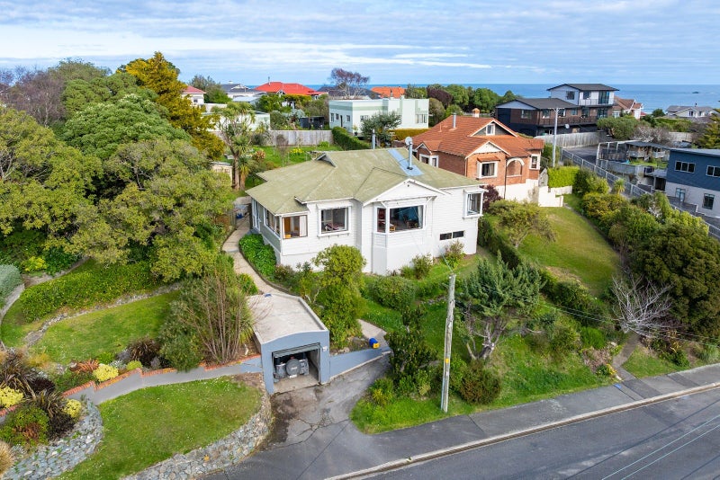 26 Merchiston Street, Andersons Bay, Dunedin - Carousel 2