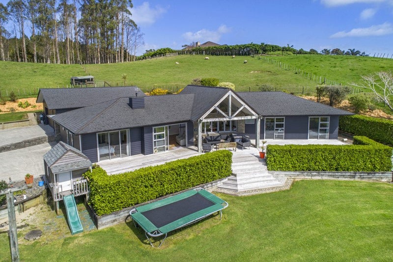 25 Springdale Lane, Maunu, Whangarei - Carousel 2