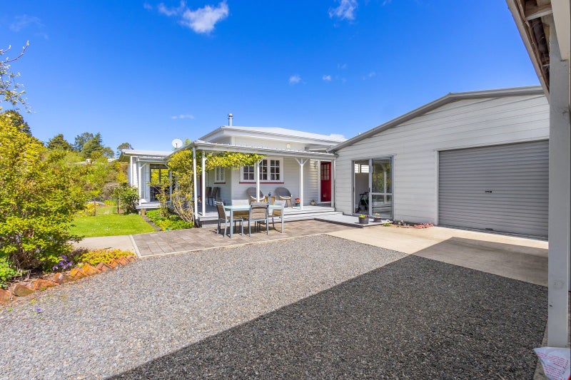 70 Ward Street, Taumarunui - Carousel 2