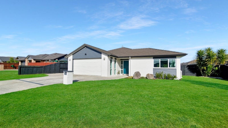 10 Carroll Place, Owhata, Rotorua - Carousel 2